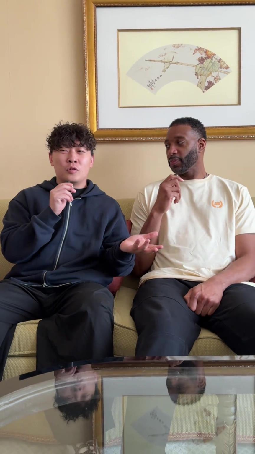 小伙子你真勇啊，在麥迪面前“那個(gè)，那個(gè)”的